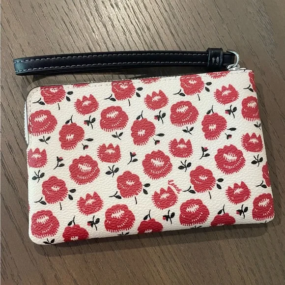 Coach White and Red Floral Corner Zip Wristlet NWT - Picture 2 of 5